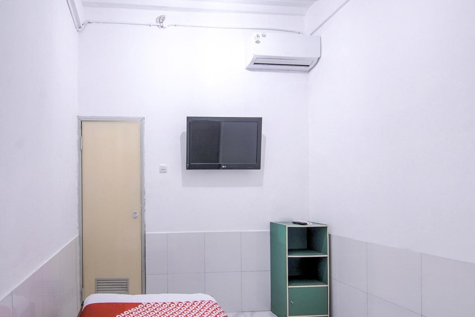 Oyo 3317 Maju Jaya Homestay Syariah Bogor Zewnętrze zdjęcie