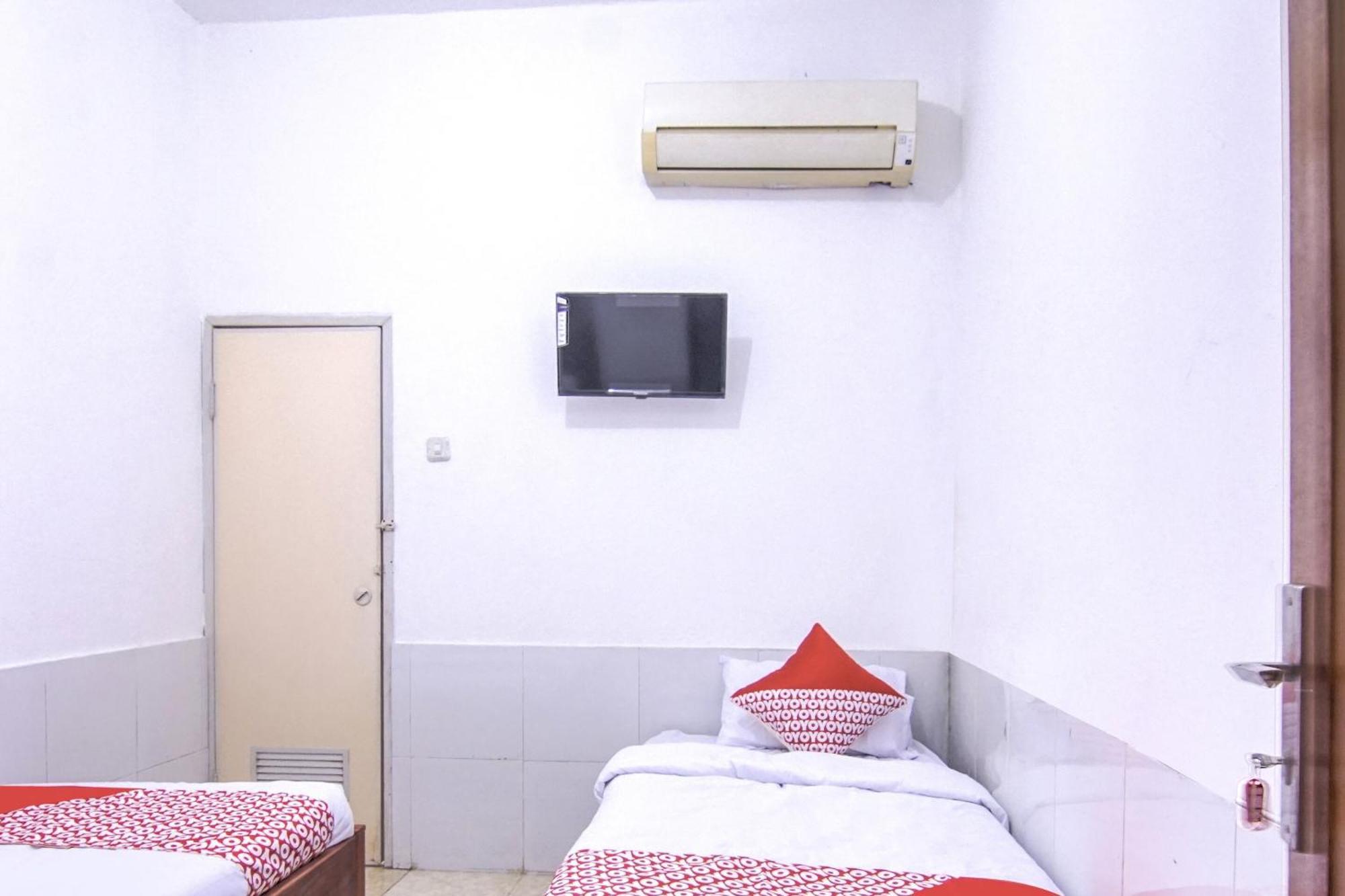 Oyo 3317 Maju Jaya Homestay Syariah Bogor Zewnętrze zdjęcie