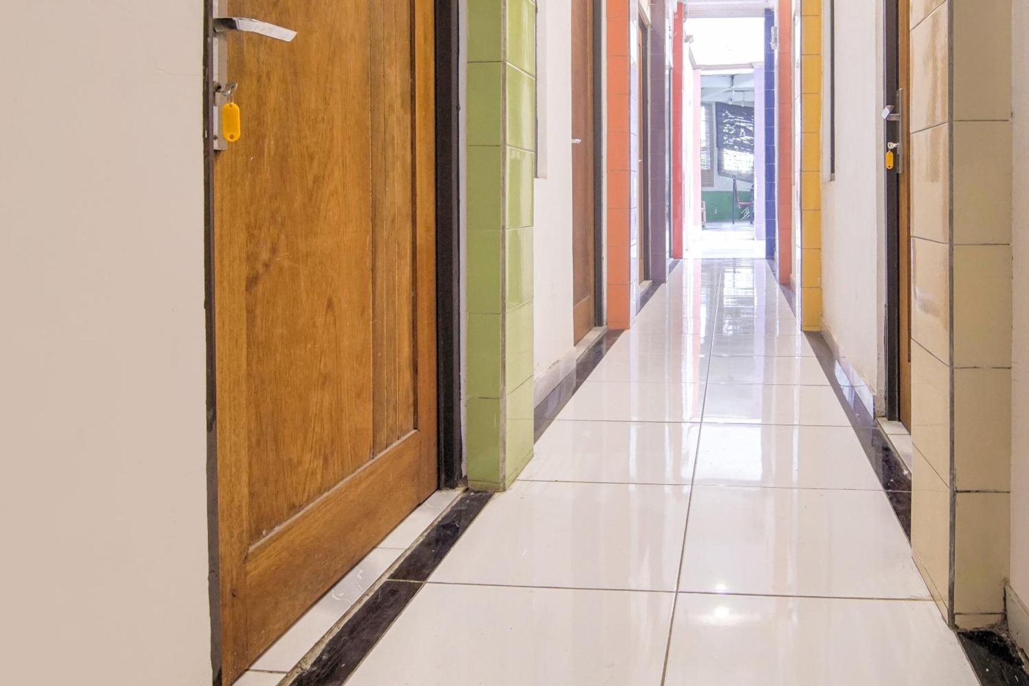 Oyo 3317 Maju Jaya Homestay Syariah Bogor Zewnętrze zdjęcie
